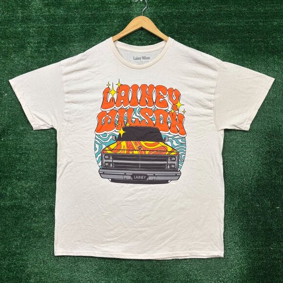 Lainey Wilson Bell Bottom Country T-Shirt Size Extra Large - Picture 1 of 4